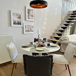 Apartment νν Loft Delphi