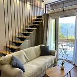 νν Loft * Delphi