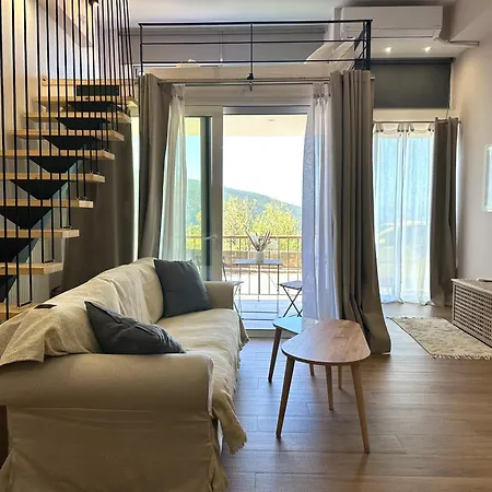 νν Loft Delphoi